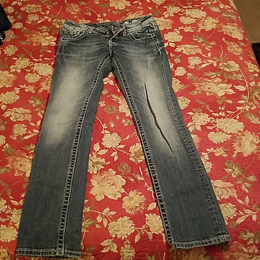 Miss me Jean's straight 27x29